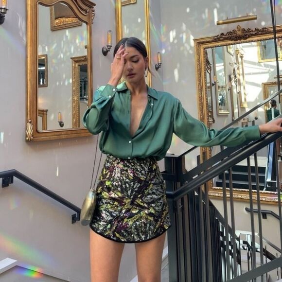 NWT ZARA SEQUINED SKIRT MINI GREEN AND BLACK - Picture 8 of 15